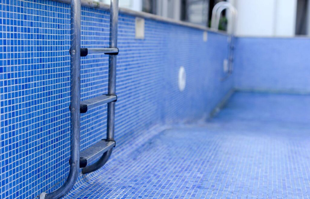 how to winterize your swimming pool